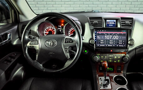 Toyota Highlander III, 2012 год, 2 150 000 рублей, 17 фотография