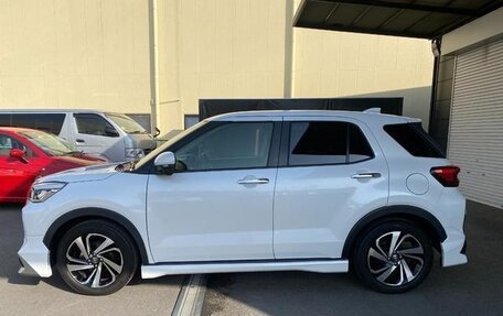 Toyota Raize I, 2022 год, 1 250 001 рублей, 11 фотография