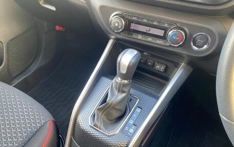 Toyota Raize I, 2022 год, 1 250 001 рублей, 20 фотография