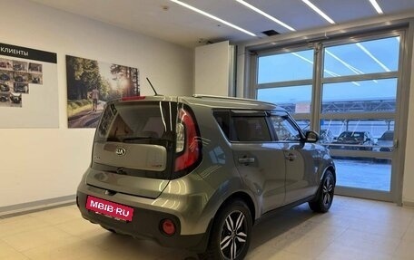 KIA Soul II рестайлинг, 2017 год, 1 380 000 рублей, 5 фотография