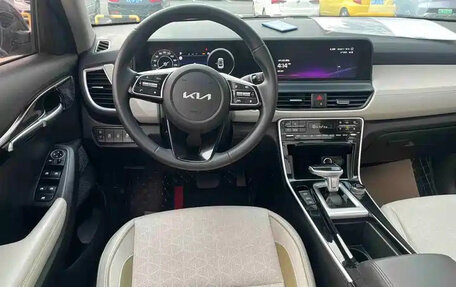 KIA Seltos I, 2024 год, 1 663 555 рублей, 17 фотография