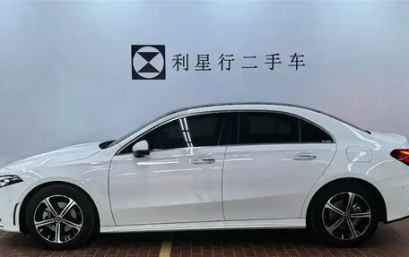 Mercedes-Benz A-Класс, 2022 год, 2 000 001 рублей, 3 фотография