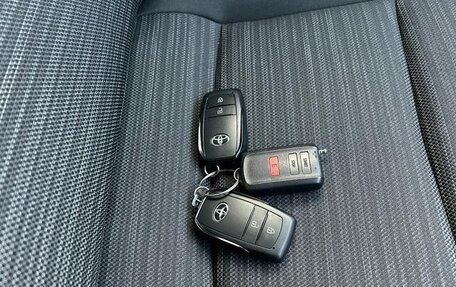 Toyota Yaris, 2022 год, 872 000 рублей, 19 фотография