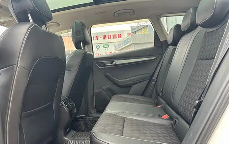 Skoda Karoq I, 2022 год, 1 650 001 рублей, 8 фотография