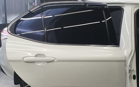 Toyota Camry, 2021 год, 2 500 000 рублей, 4 фотография