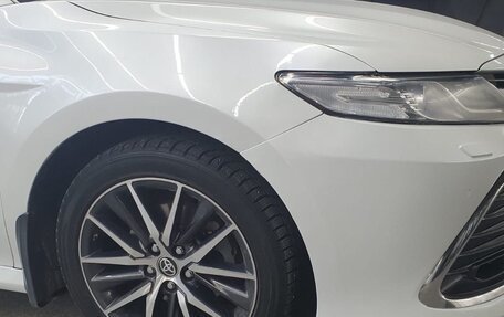 Toyota Camry, 2021 год, 2 500 000 рублей, 16 фотография