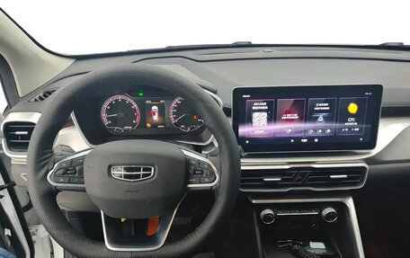 Geely Coolray I, 2022 год, 1 350 001 рублей, 9 фотография