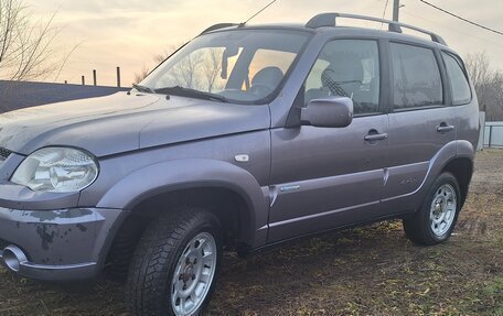 Chevrolet Niva I рестайлинг, 2010 год, 360 000 рублей, 4 фотография