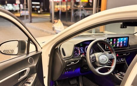 Hyundai Sonata VIII, 2021 год, 1 800 000 рублей, 13 фотография