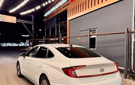 Hyundai Sonata VIII, 2021 год, 1 800 000 рублей, 6 фотография