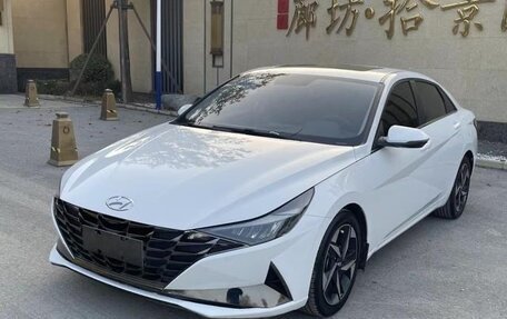 Hyundai Elantra, 2021 год, 1 370 000 рублей, 2 фотография