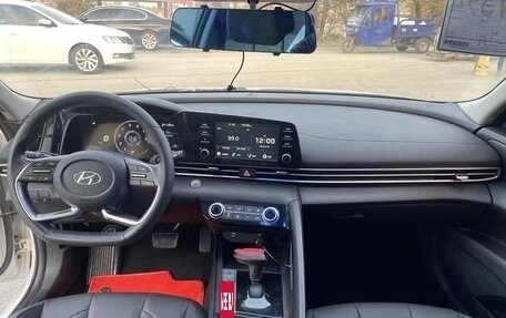 Hyundai Elantra, 2021 год, 1 370 000 рублей, 7 фотография