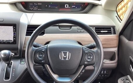 Honda Freed II, 2022 год, 1 250 000 рублей, 9 фотография