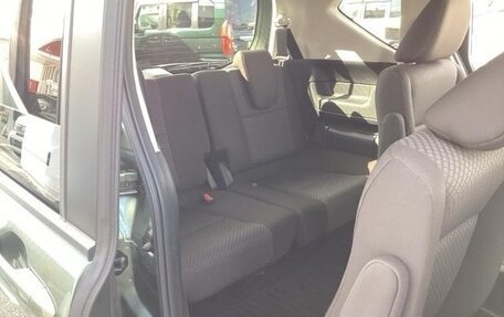 Honda Freed II, 2022 год, 1 250 000 рублей, 15 фотография