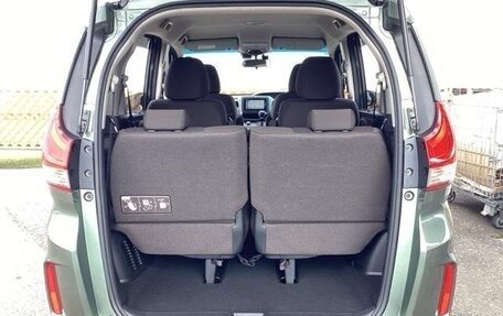 Honda Freed II, 2022 год, 1 250 000 рублей, 18 фотография