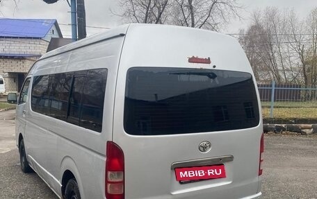 Toyota HiAce H200, 2012 год, 1 300 000 рублей, 4 фотография
