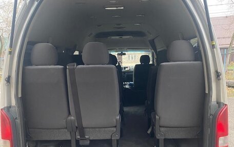 Toyota HiAce H200, 2012 год, 1 300 000 рублей, 14 фотография