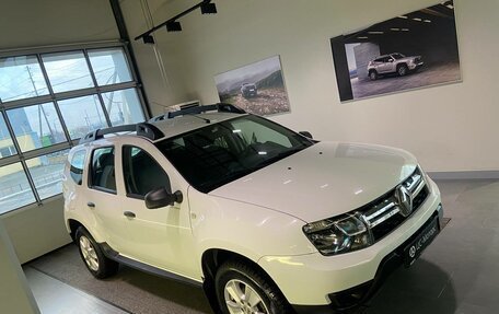 Renault Duster I рестайлинг, 2015 год, 830 000 рублей, 2 фотография