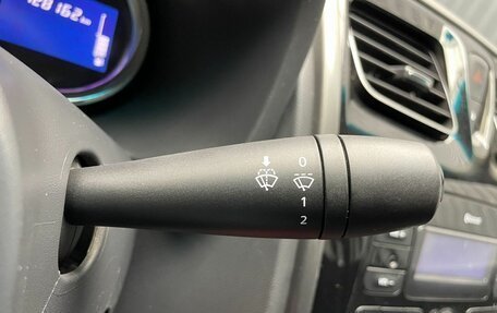 Renault Logan II, 2017 год, 797 000 рублей, 8 фотография