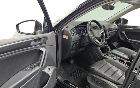 Volkswagen Tiguan II, 2022 год, 2 470 999 рублей, 14 фотография