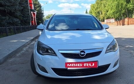 Opel Astra J, 2011 год, 625 000 рублей, 14 фотография