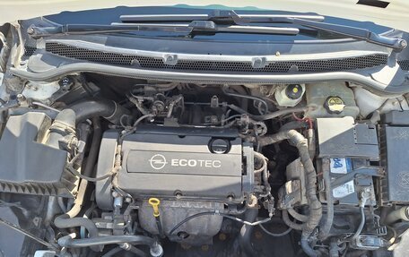 Opel Astra J, 2011 год, 625 000 рублей, 28 фотография