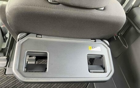 Toyota Roomy I, 2022 год, 1 050 069 рублей, 27 фотография