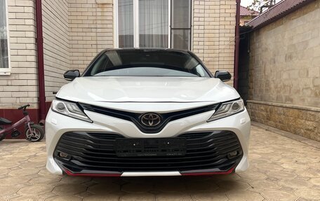 Toyota Camry, 2020 год, 2 650 000 рублей, 4 фотография