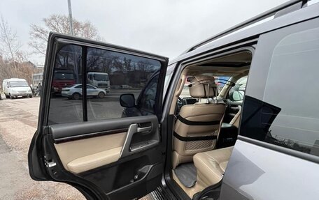 Toyota Land Cruiser 200, 2008 год, 2 570 000 рублей, 11 фотография