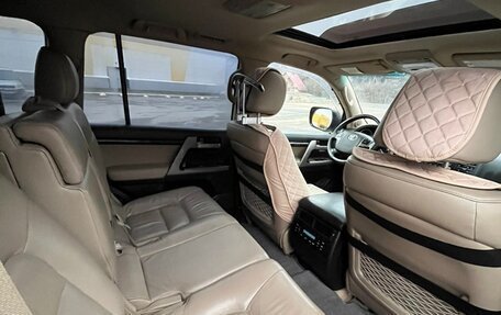 Toyota Land Cruiser 200, 2008 год, 2 570 000 рублей, 21 фотография