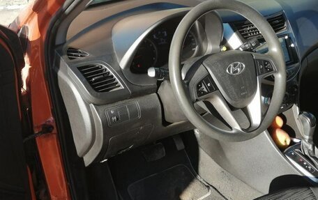 Hyundai Solaris II рестайлинг, 2014 год, 707 000 рублей, 4 фотография