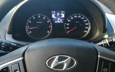 Hyundai Solaris II рестайлинг, 2014 год, 707 000 рублей, 5 фотография