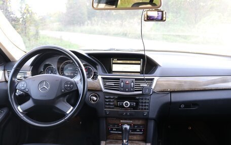 Mercedes-Benz E-Класс, 2009 год, 1 450 000 рублей, 8 фотография