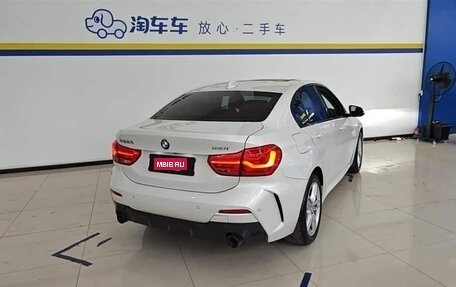 BMW 1 серия, 2022 год, 2 050 000 рублей, 3 фотография