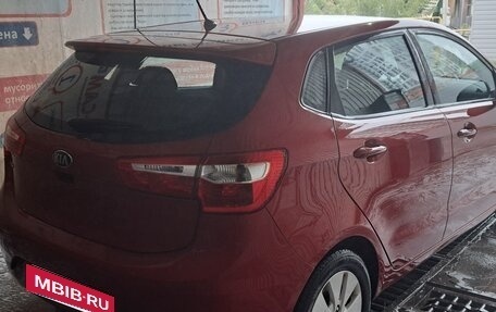 KIA Rio III рестайлинг, 2013 год, 820 000 рублей, 2 фотография