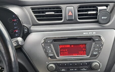 KIA Rio III рестайлинг, 2013 год, 820 000 рублей, 21 фотография