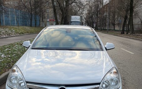 Opel Astra H, 2012 год, 870 000 рублей, 1 фотография