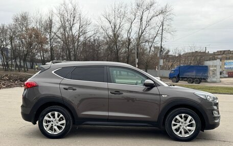 Hyundai Tucson III, 2019 год, 2 400 000 рублей, 3 фотография