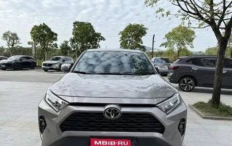 Toyota RAV4, 2023 год, 3 360 500 рублей, 2 фотография