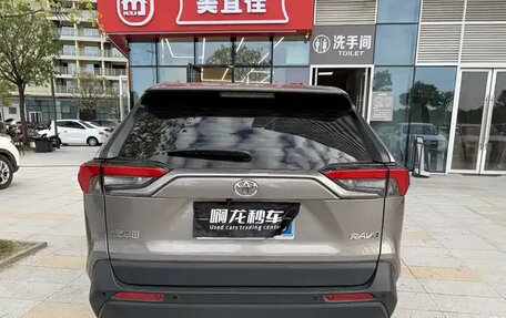 Toyota RAV4, 2023 год, 3 360 500 рублей, 5 фотография