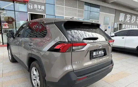 Toyota RAV4, 2023 год, 3 360 500 рублей, 4 фотография