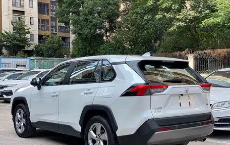 Toyota RAV4, 2023 год, 3 302 500 рублей, 4 фотография