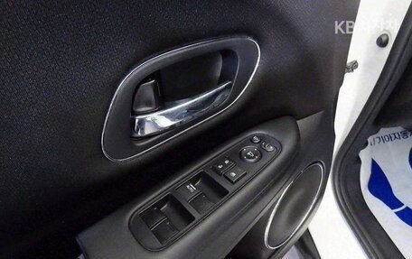 Honda HR-V II, 2017 год, 1 693 400 рублей, 15 фотография