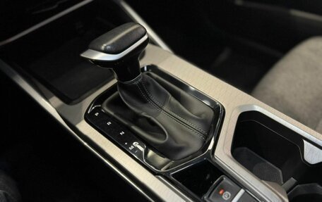 Geely Emgrand, 2023 год, 1 610 000 рублей, 12 фотография