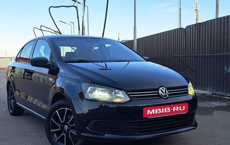 Volkswagen Polo VI (EU Market), 2010 год, 580 000 рублей, 2 фотография