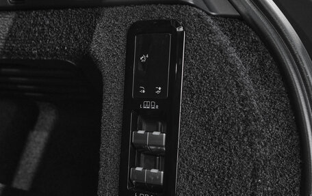 Land Rover Range Rover IV рестайлинг, 2025 год, 31 200 000 рублей, 9 фотография