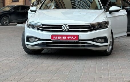 Volkswagen Passat B8 рестайлинг, 2020 год, 3 250 000 рублей, 1 фотография