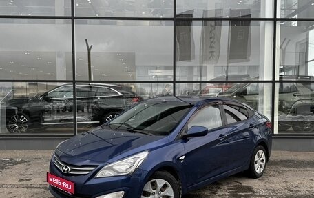 Hyundai Solaris II рестайлинг, 2015 год, 999 000 рублей, 1 фотография