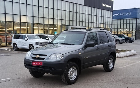 Chevrolet Niva I рестайлинг, 2017 год, 680 000 рублей, 1 фотография