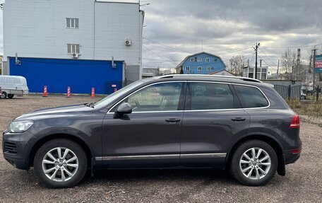 Volkswagen Touareg III, 2011 год, 1 900 000 рублей, 8 фотография